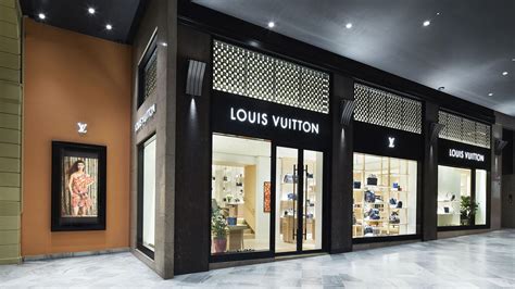 louis vuitton galleria cavour|Louis Vuitton Bologna Store in Bologna, Italy .